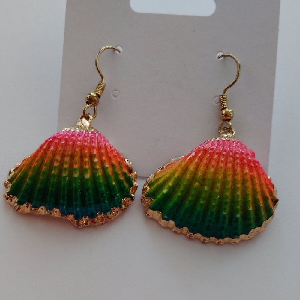 Colorful Seashell Earrings - Picture 2 of 2